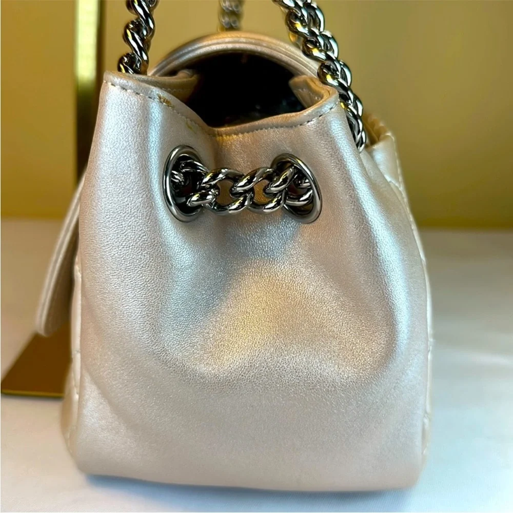 COA CHANEL Metallic Boy Bag - Picture 10 of 13
